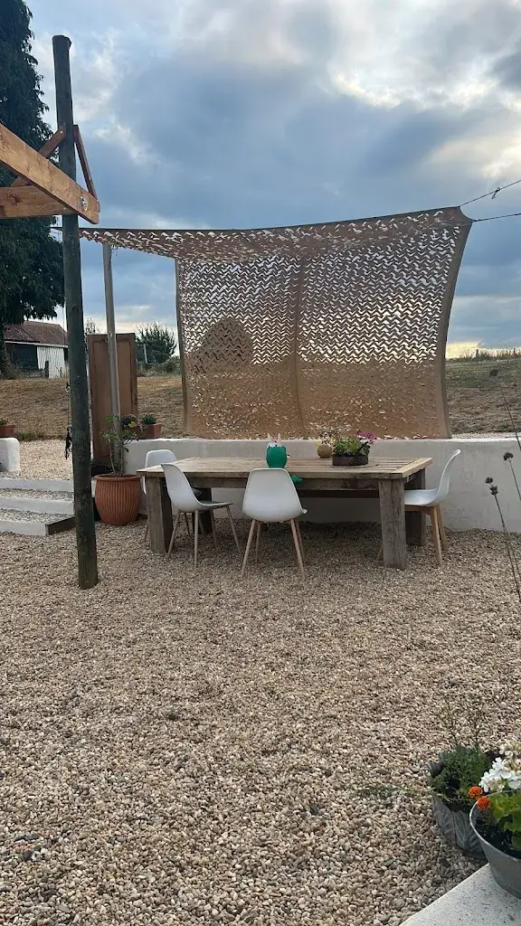 Cafe Nicki_Coussac-Bonneval_slider_image_1