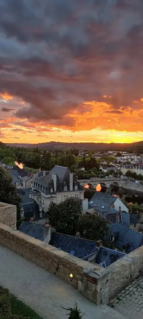 Jean-Pierre Pesch_La Mandragore_Terrasson-Lavilledieu_review