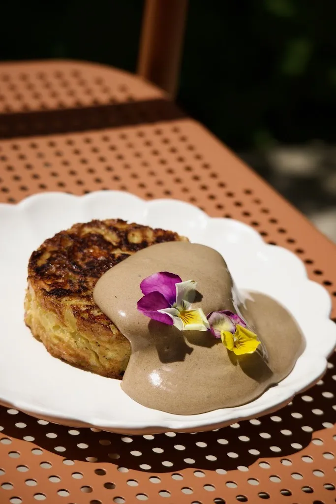 Maison Ninon_Terrasson-Lavilledieu_slider_image_2