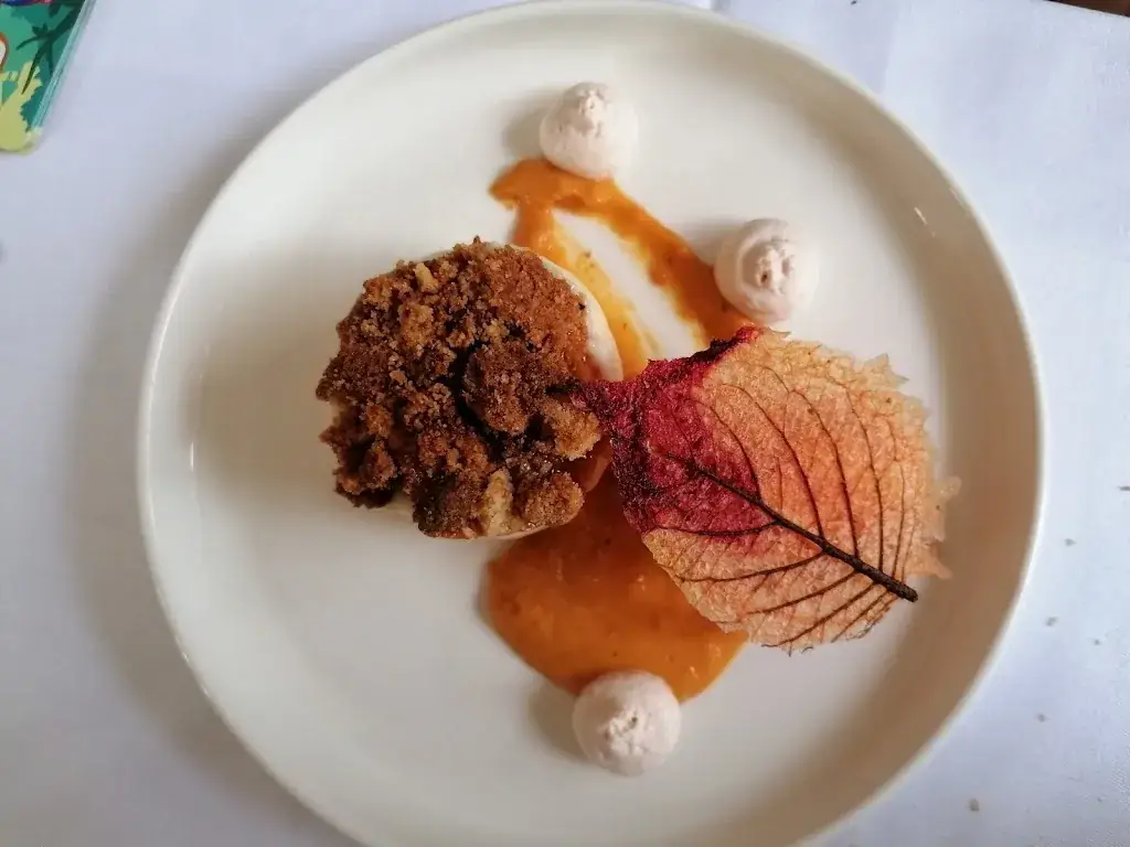 Auberge Larochette_Bourgvilain_slider_image_3