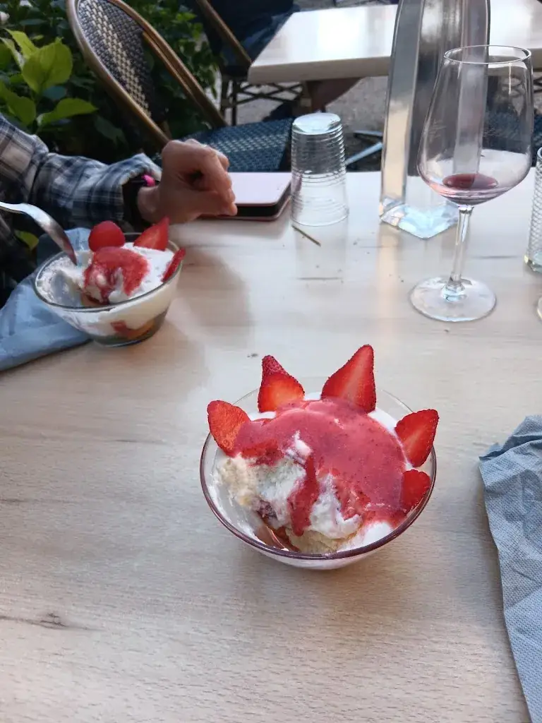 Robert ARCOBA_Restaurant Les Agapes_Terrasson-Lavilledieu_review