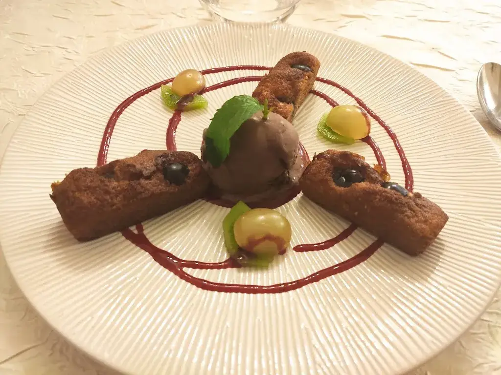 Restaurant Les Agapes_Terrasson-Lavilledieu_slider_image_2