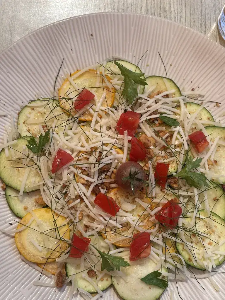 Restaurant Les Agapes_Terrasson-Lavilledieu_slider_image_3