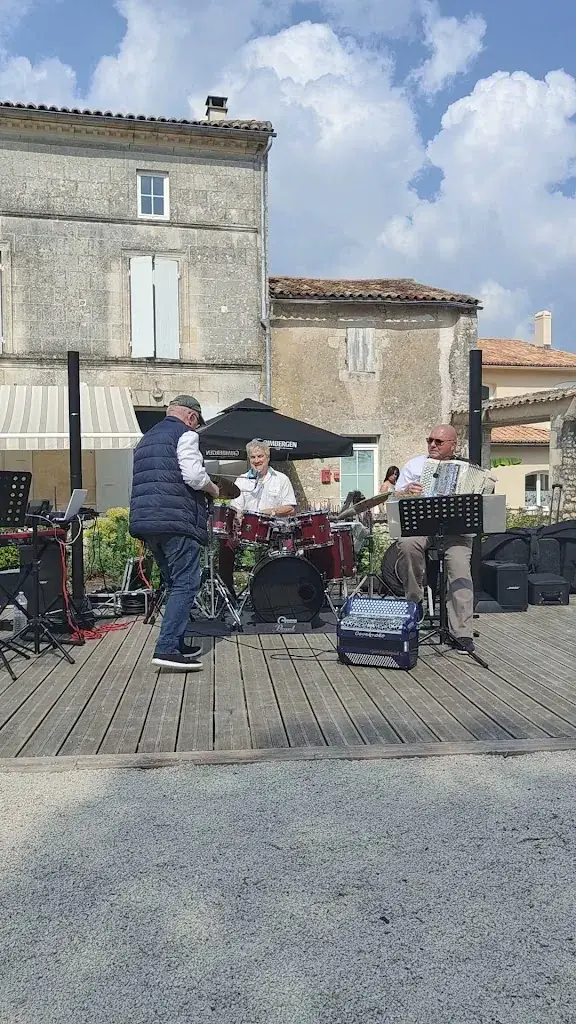 LE SAINT PIERRE_Cozes_slider_image_2