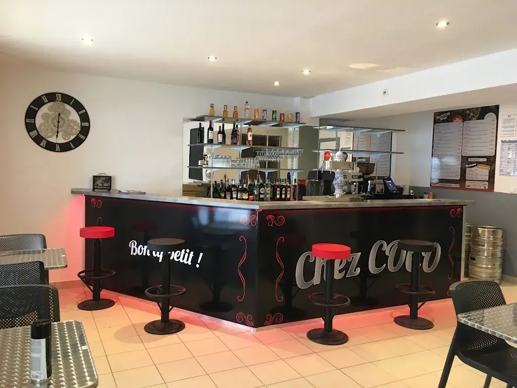 Chez Coco restaurant in Arces