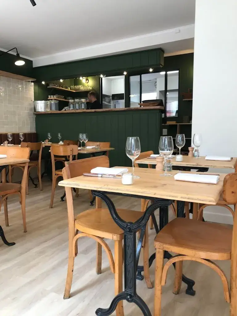 Annette_Rochelle_slider_image_1