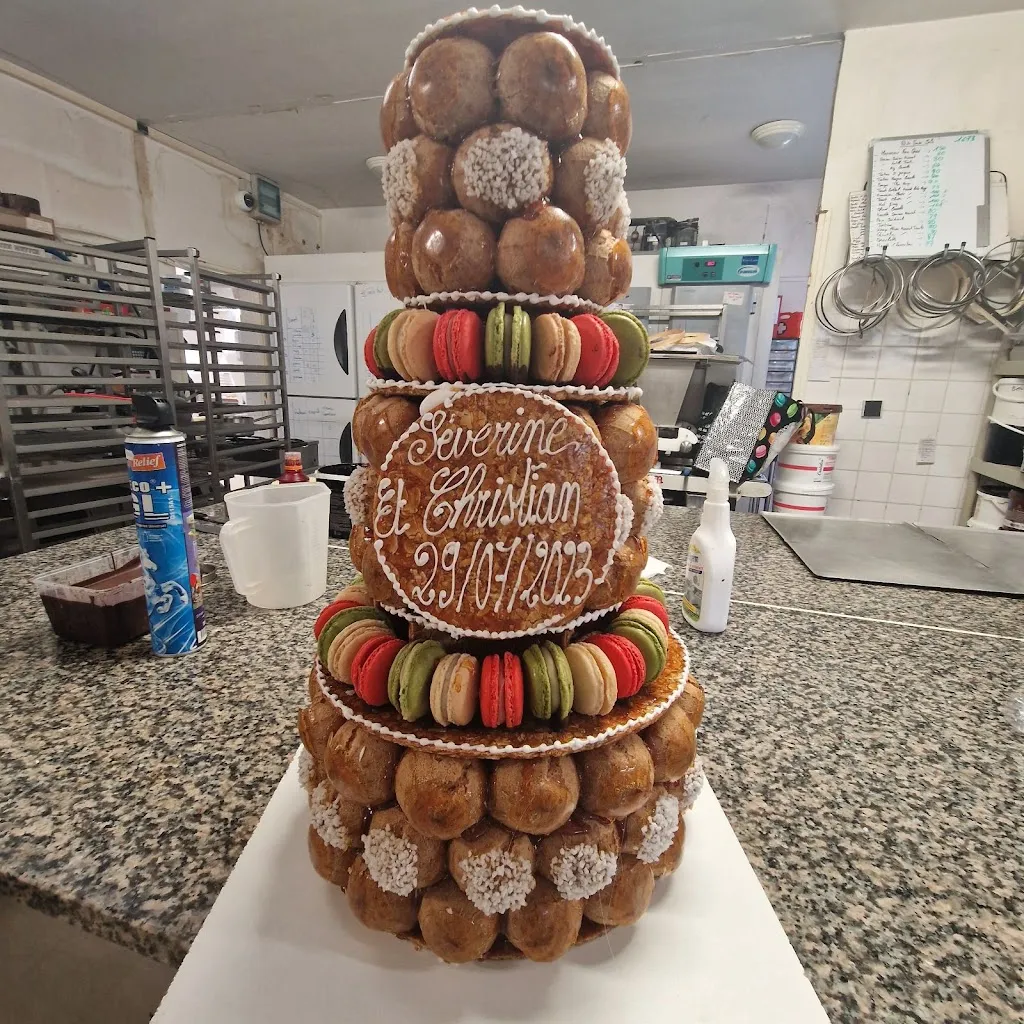 Twists and Chocolates_Cozes_slider_image_3