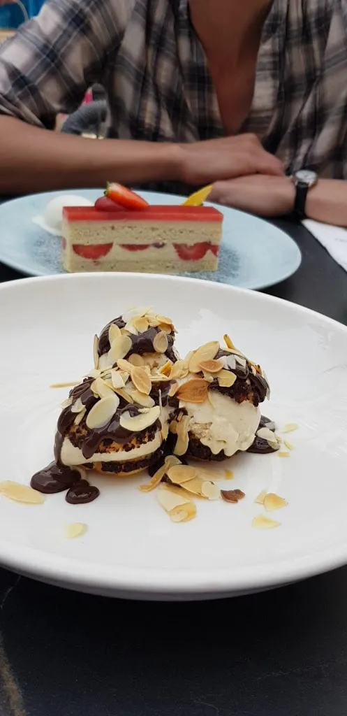 Yosra Zanned_Les 4 Sergents_Rochelle_review