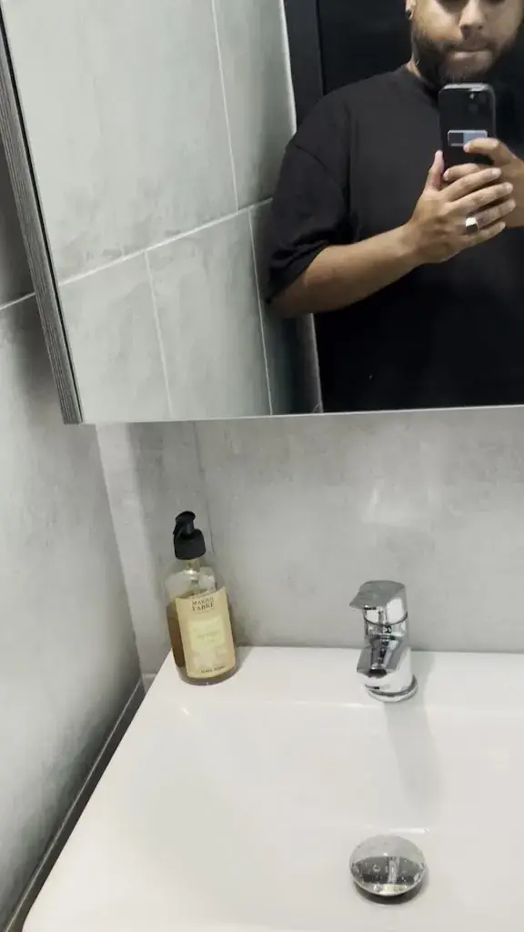 Steven Roman_L' amichaudette_Rochette_review