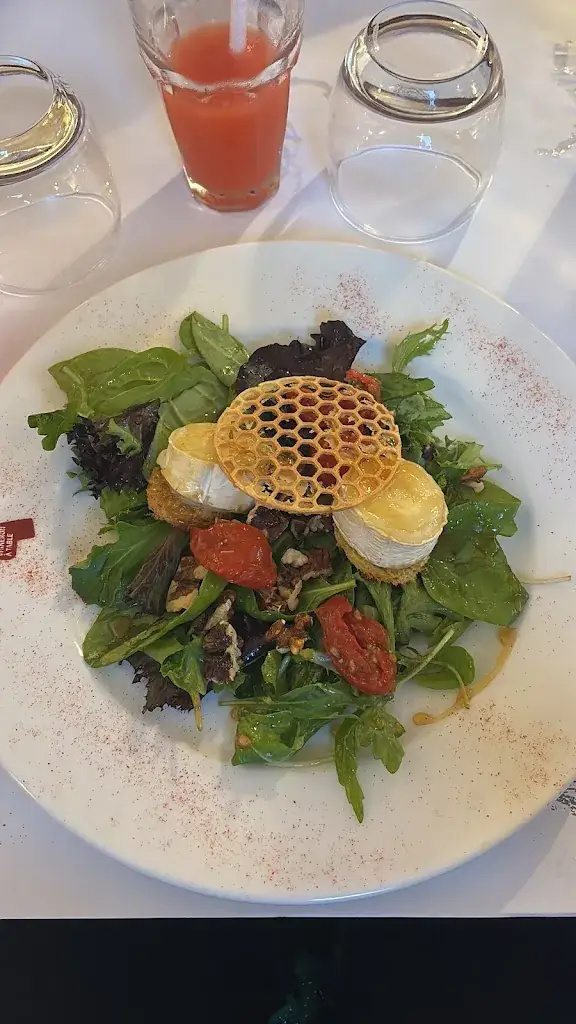 Eve SG_LE VIGNERON À TABLE_Saint-Laurent-d'Arce_review