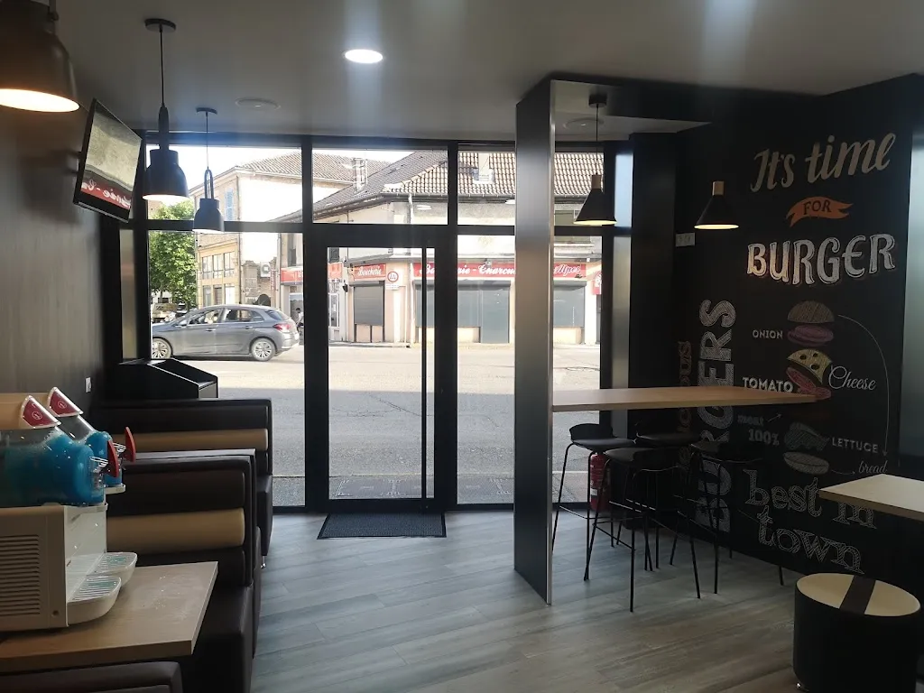 Le Regal restaurant in Tour-du-Pin