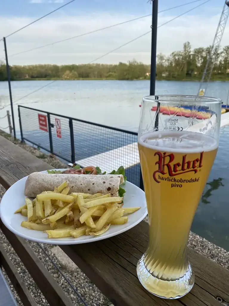 Tony Bdx_Restaurant - Cascade Waterpark - Damazan_Damazan_avis