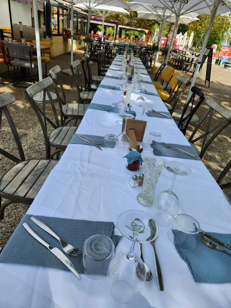 La Rive Médocaine restaurant in Lamarque