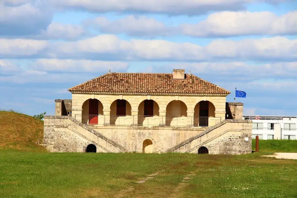 Fort Médoc_Cussac-Fort-Médoc_slider_image_3