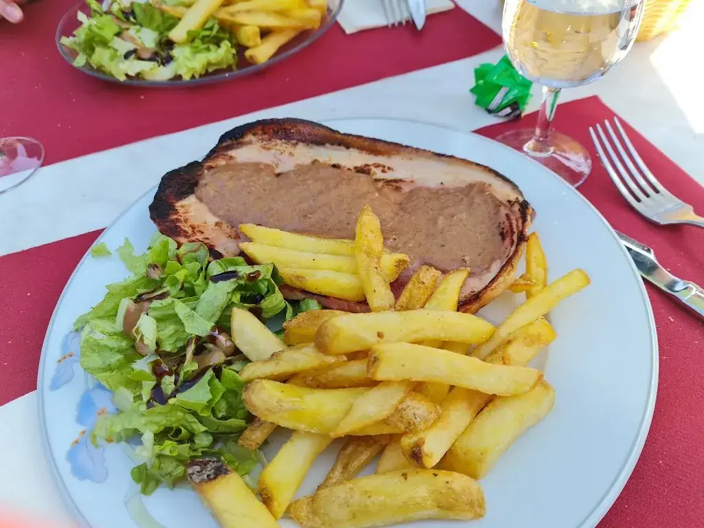 La chaumière_Dangé-Saint-Romain_slider_image_2