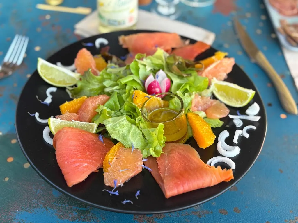 Claire Cahill_L’auberge au bord de l'eau_Cussac_review