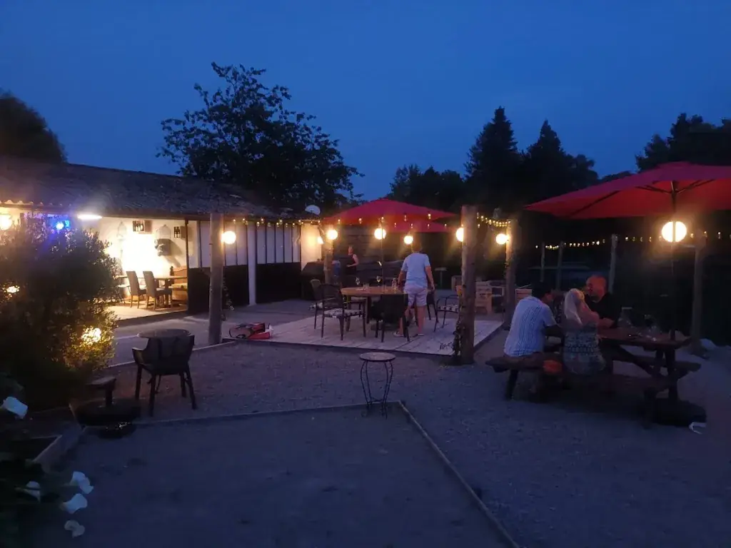 La Jolie Guinguette_Chapelle-Montbrandeix_slider_image_3