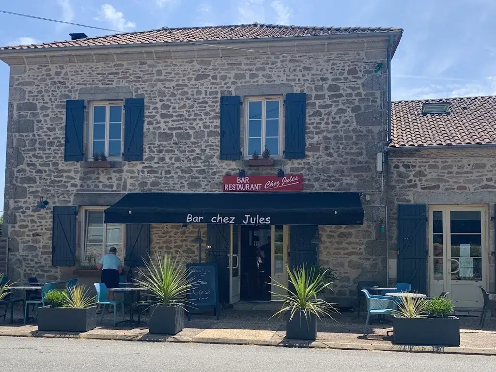 Restaurant "chez Jules" restaurant in Chapelle-Montbrandeix