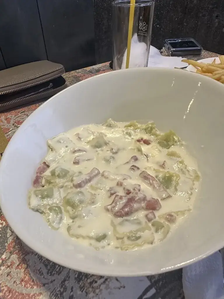 SMC SUPERMOT_Warm-Up_Tour-du-Pin_review