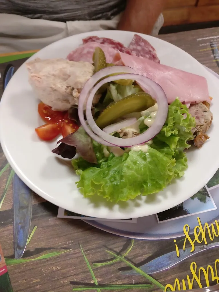 Restaurant CHEZ BURGOU lol_Cussac_slider_image_3