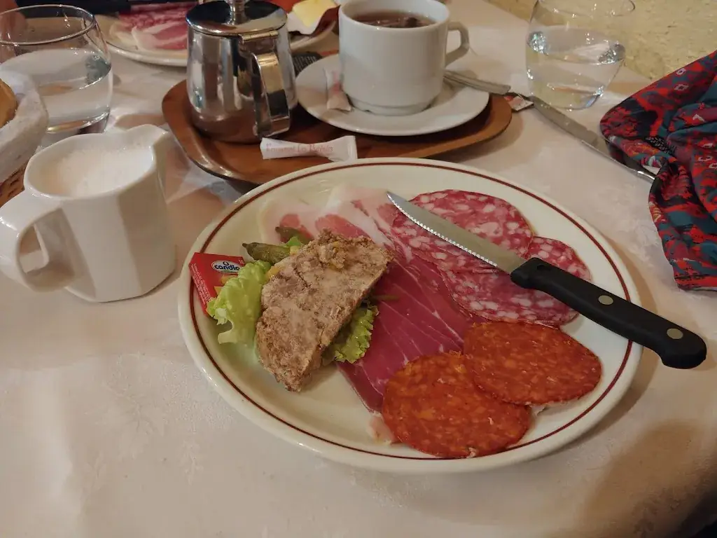 Menu_Restaurant des Pyrénées_Tardets-Sorholus_image_6