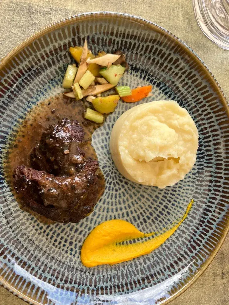 Katrina Fouracre_Auberge de la Rode_Domme_review