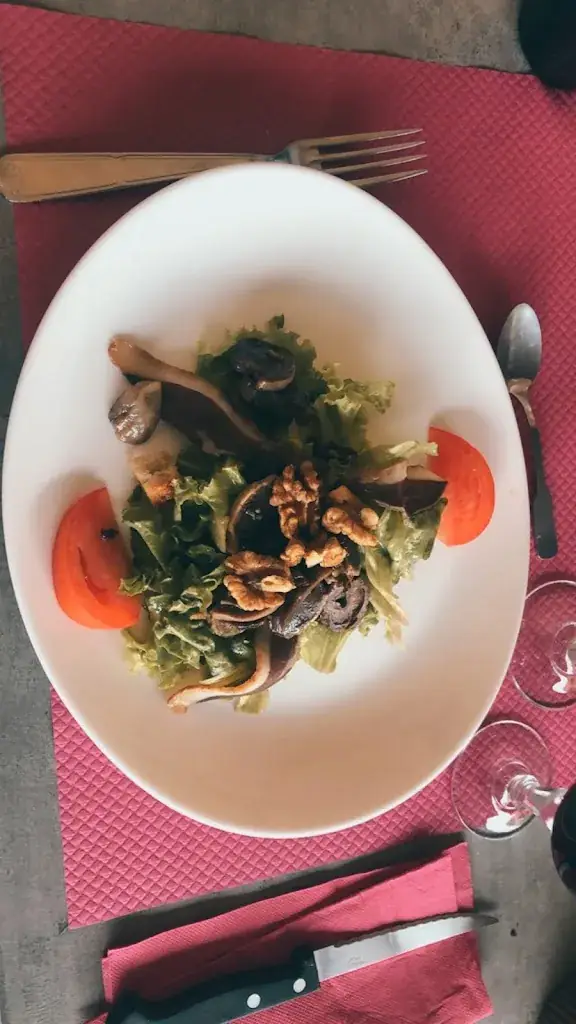 T Boadicea_Auberge Le Colombier_Roque-Gageac_review