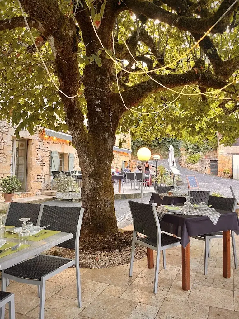 Auberge Le Colombier restaurant à Roque-Gageac