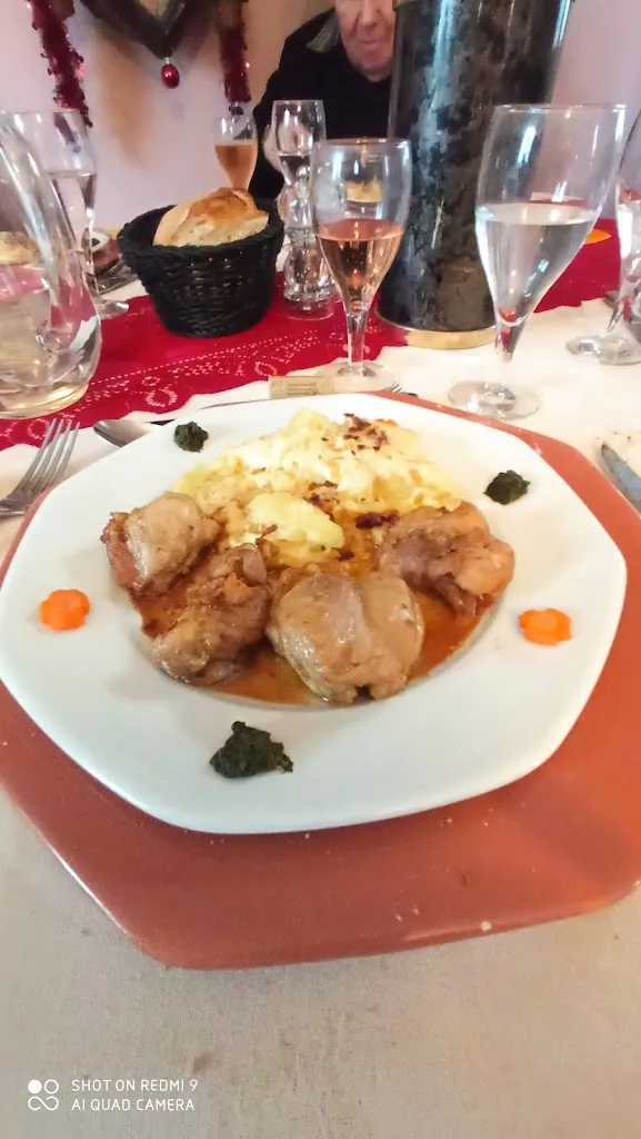 Restaurant La Pastourelle_Lachapelle-sous-Aubenas_slider_image_3