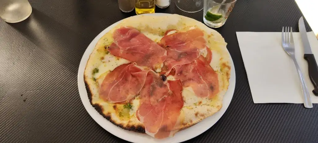 La Scuderia_Dax_slider_image_3