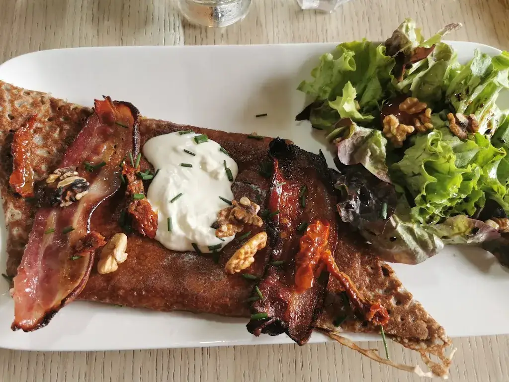 Sofy Richards_La Terrasse du Château - Duras_Duras_review