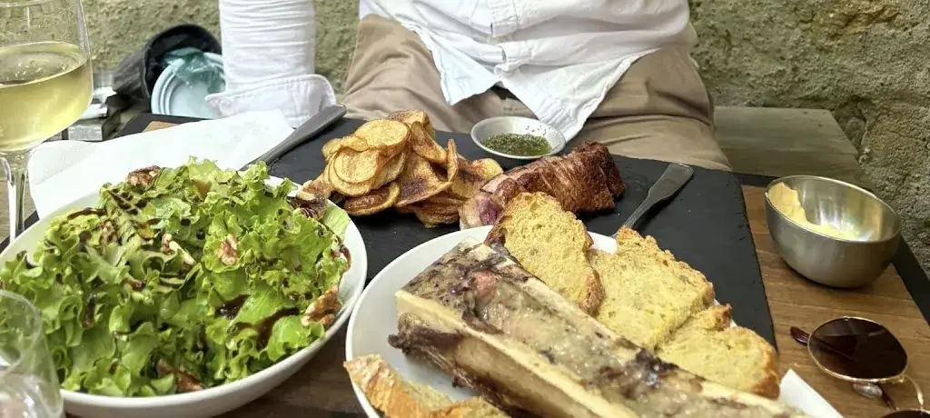 Jasper Hoppenbrouwers_Parvis Magna_Duras_review