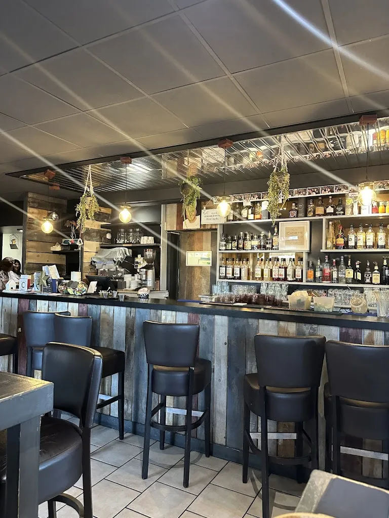 Restaurant La Cachette restaurant in Talaudière