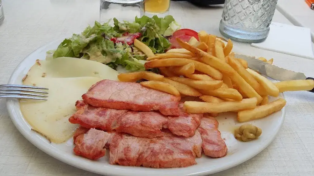 Chez Doxpi_Espelette_slider_image_3