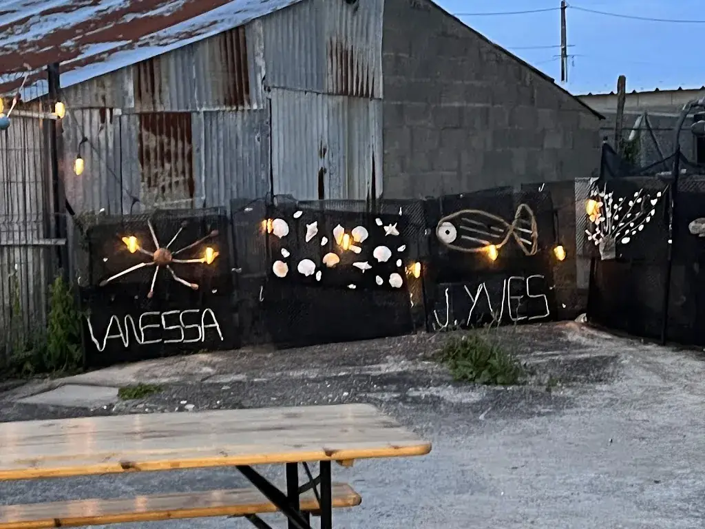 Moule Brothers Restaurant in Marsilly