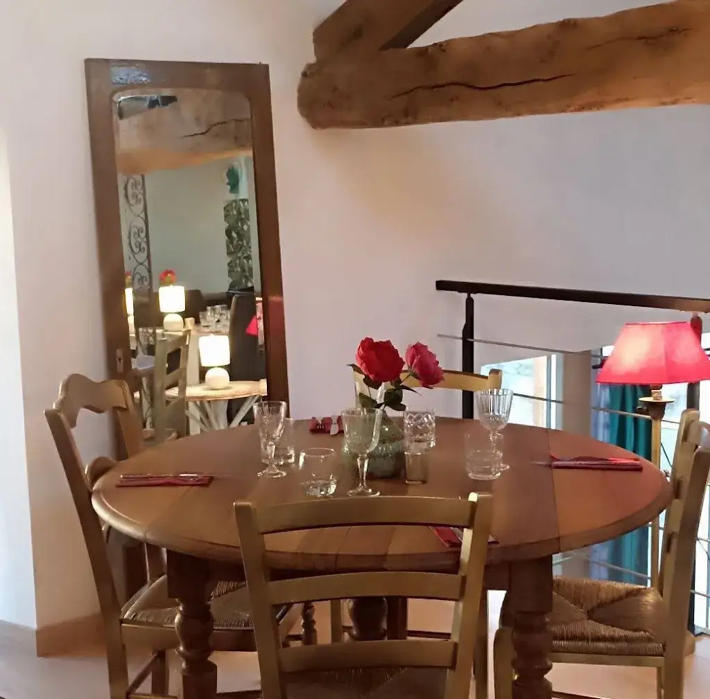 Le Pressoir | Restaurant - Crêperie_Étagnac_slider_image_1