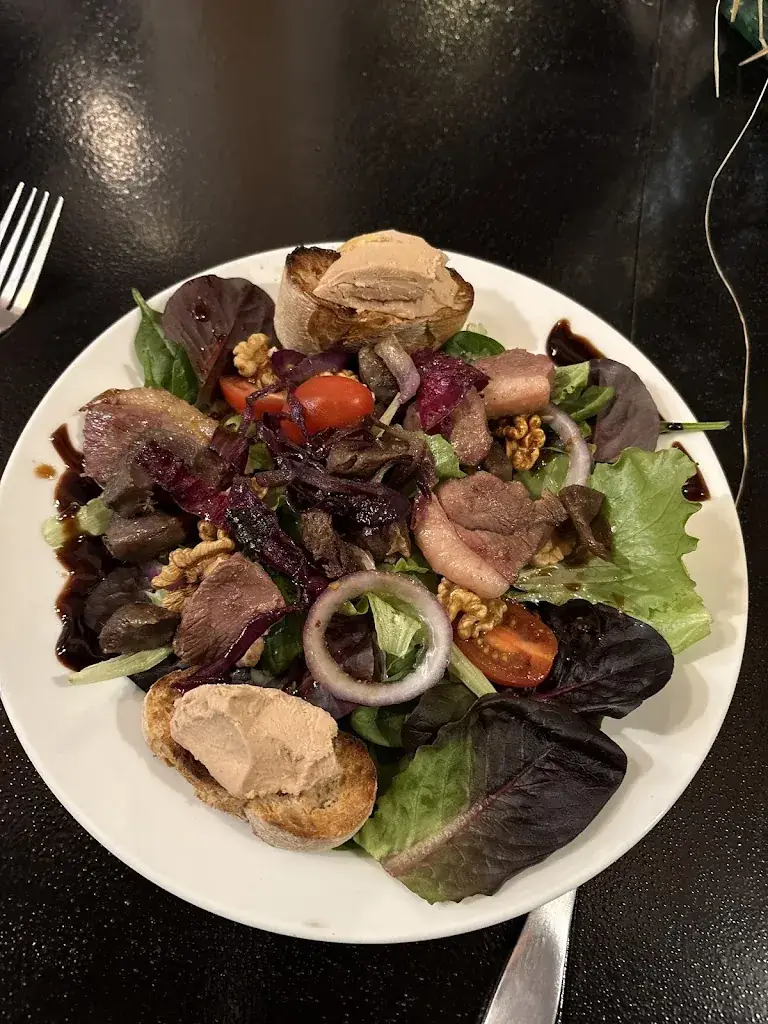 Le Pressoir | Restaurant - Crêperie_Étagnac_slider_image_2