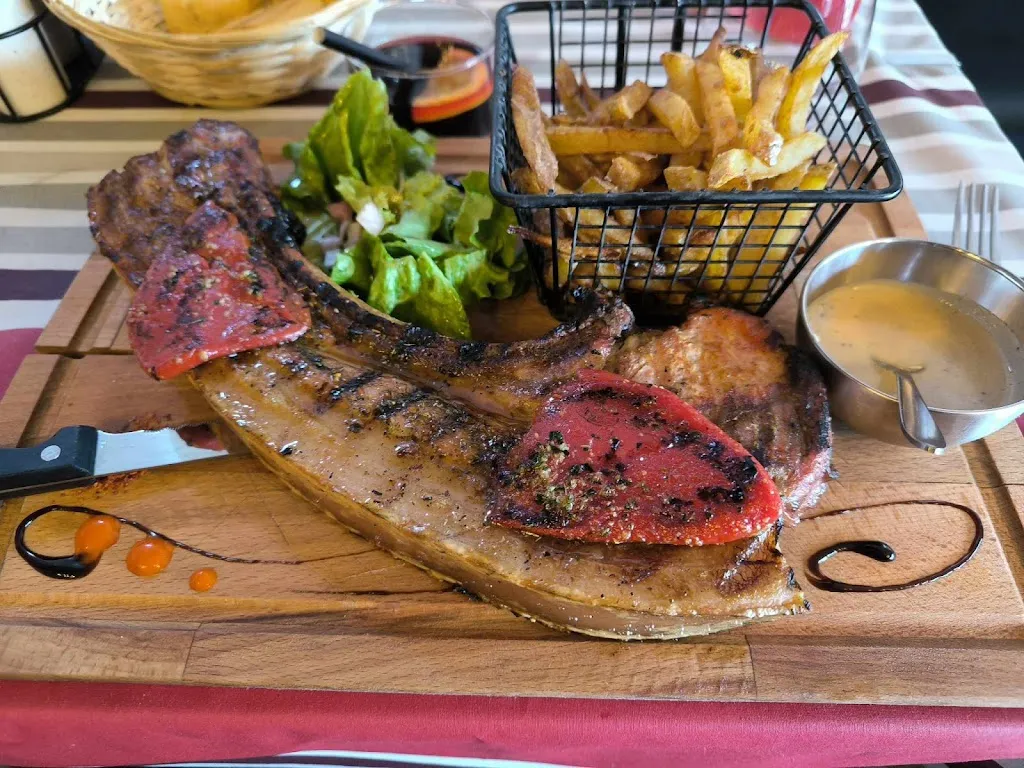 L’AINHOA_Étauliers_slider_image_2