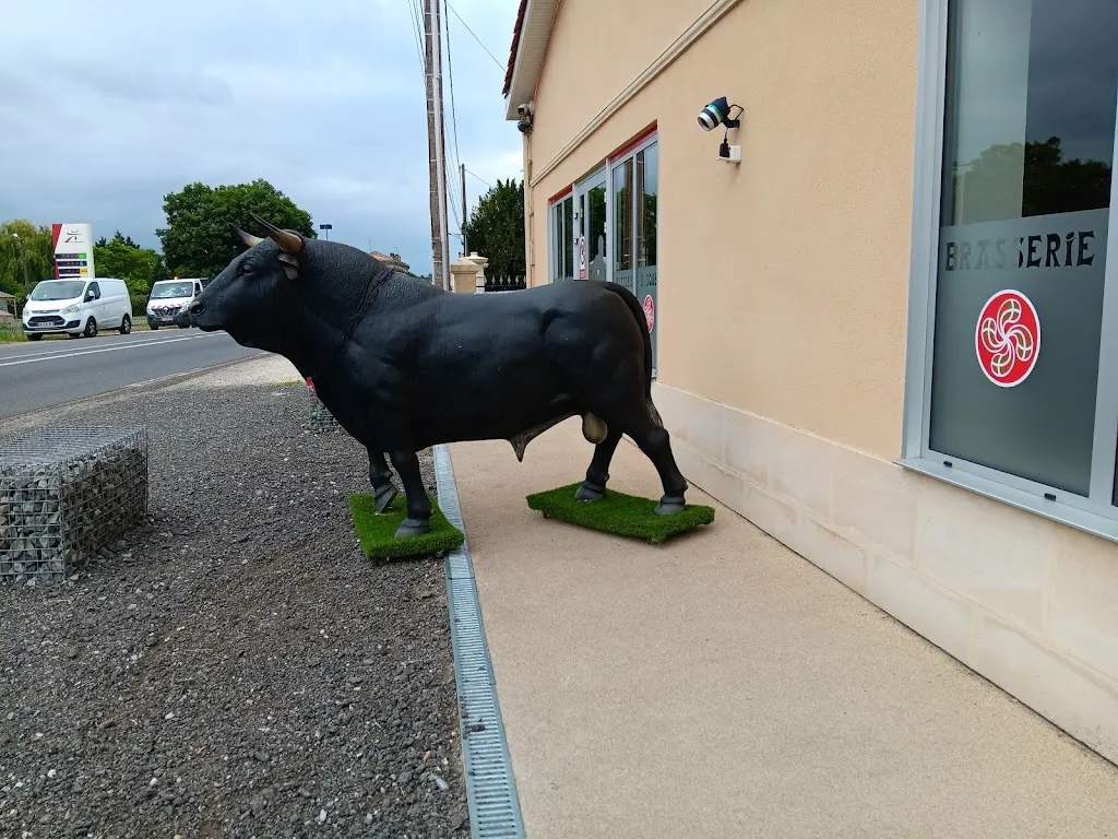 L’AINHOA_Étauliers_slider_image_3