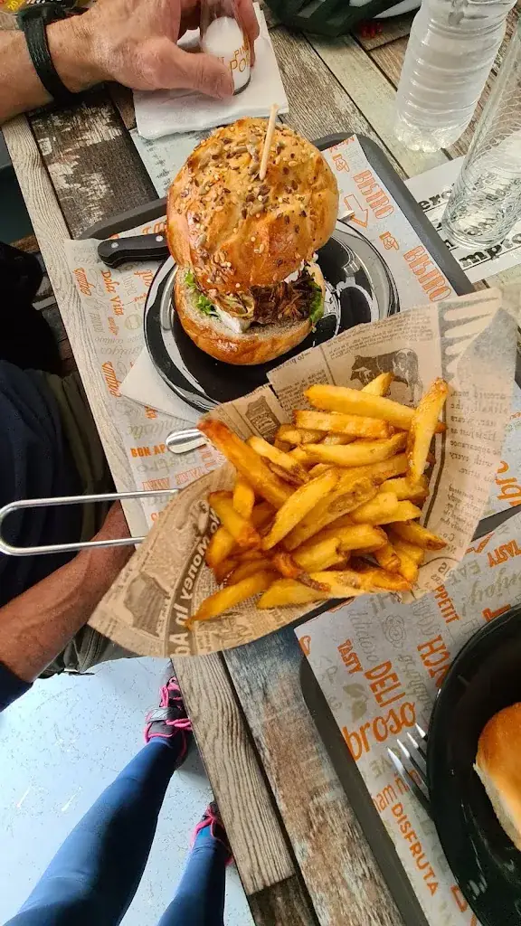 Menu_Hum burger_Étauliers_image_6