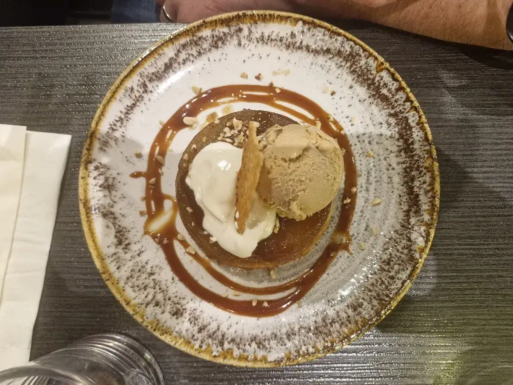 Émilie Mercier_Bouillon 22_Égletons_review