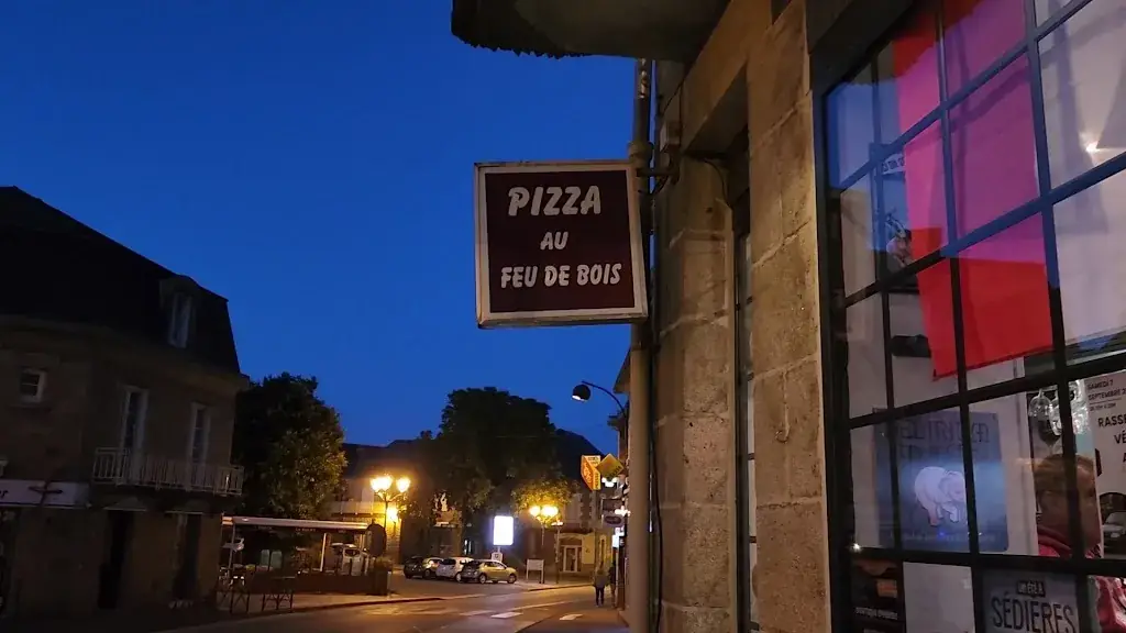 Luli Jafron_Les Remparts_Égletons_review