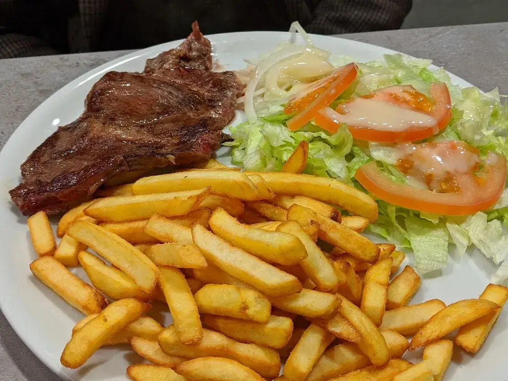 S Chishtie_Istanbul Restaurant_Égletons_review