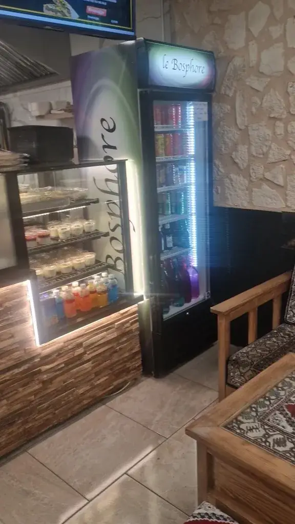 Rafik Ghezali_Le Bosphore_Égletons_review