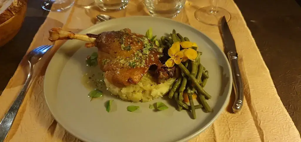 Patterson Kris_L'Herbier Sauvage_Saint-Yrieix-le-Déjalat_review