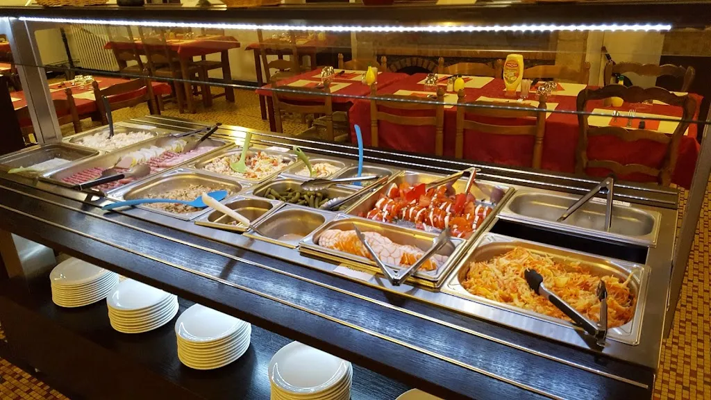 Auberge des Messagers Chez Louloutte_Égletons_slider_image_1