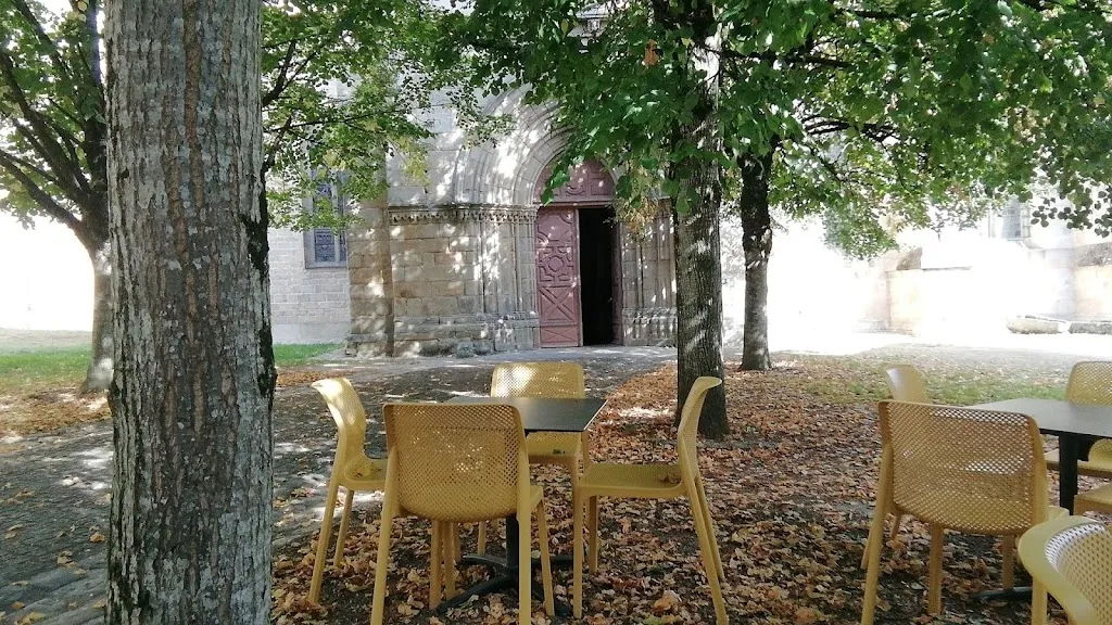 Louis Tchertoff_Pâtisserie Eymoutiers ChouBeurrePomme_Eymoutiers_review