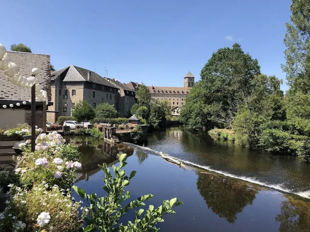 Viens Vienne_Eymoutiers_slider_image_3