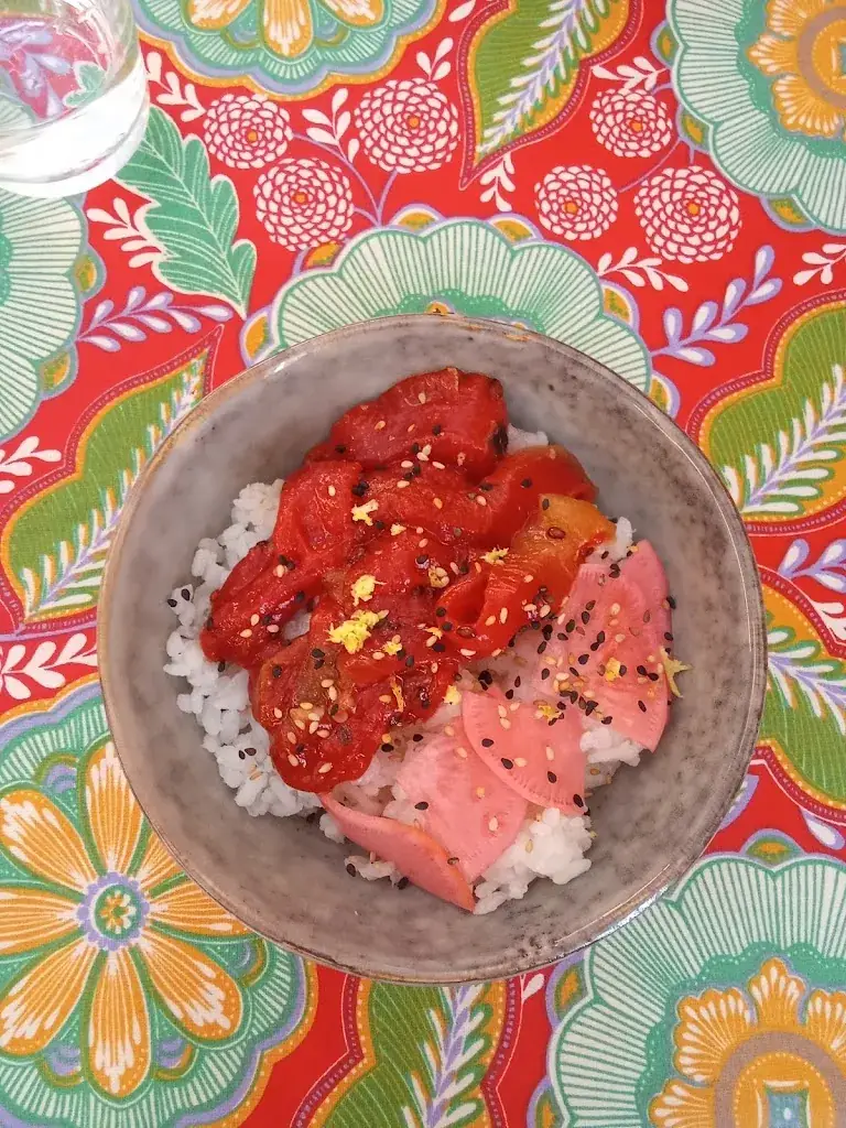 mateo le sidaner_Le Merle Moqueur - Cantine bio_Eymoutiers_review