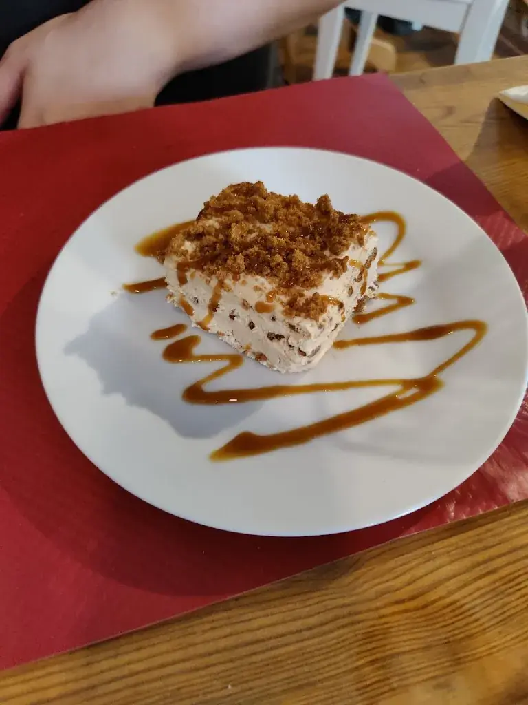 Yann Brechenmacher_O Galo d'Eysines_Eysines_review